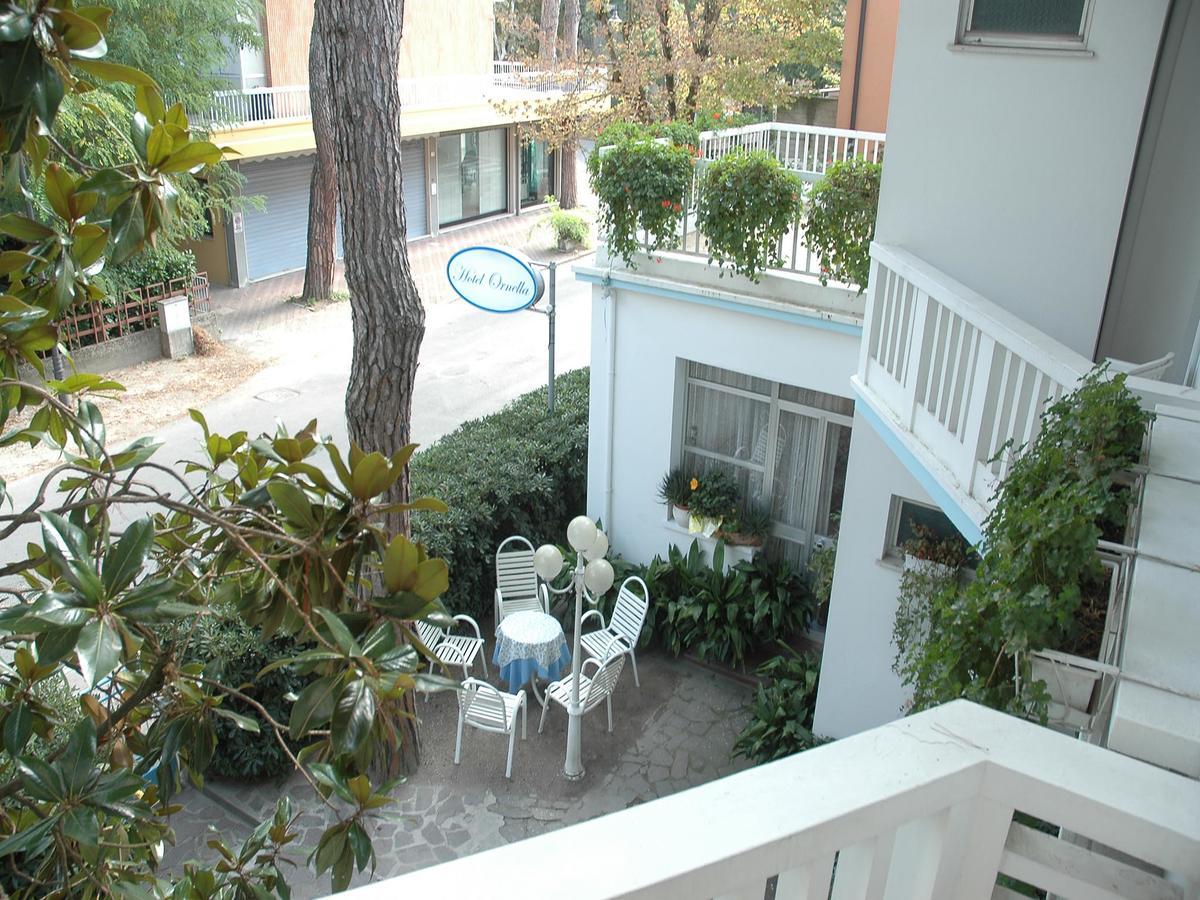 Hotel Pensione Ornella เชเซนาติโก ภายนอก รูปภาพ