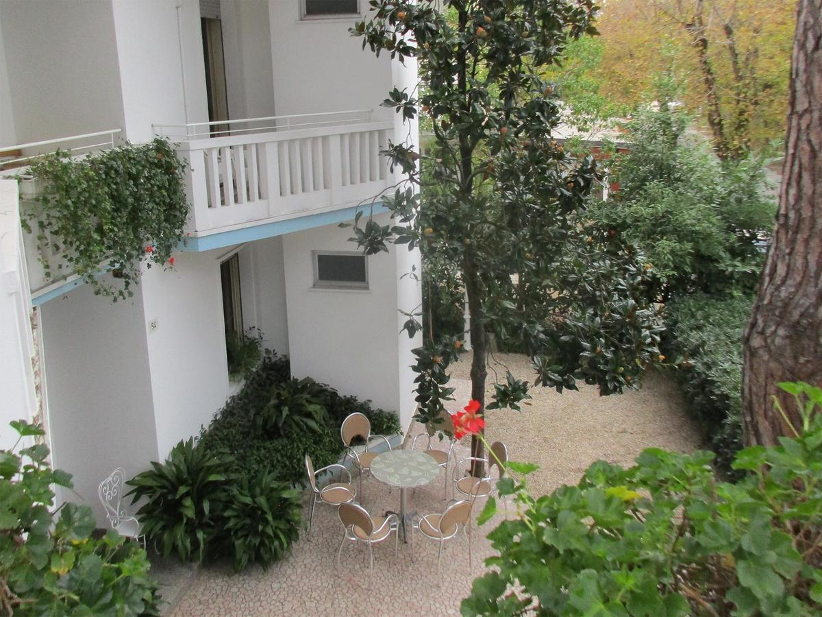 Hotel Pensione Ornella เชเซนาติโก ภายนอก รูปภาพ
